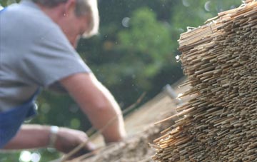 professional Upper Knockando thatchers